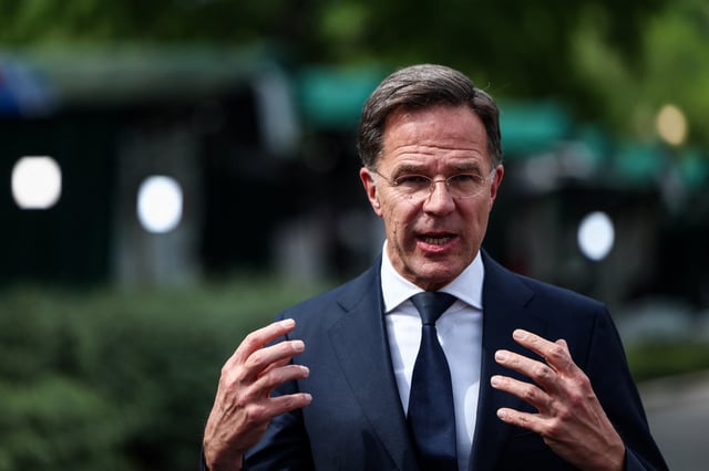 NATO Secretary General Mark Rutte gestures, as he speaks in front of the White House, in Washington, D.C., U.S., April 24, 2025. REUTERS/Evelyn Hockstein/File Photo