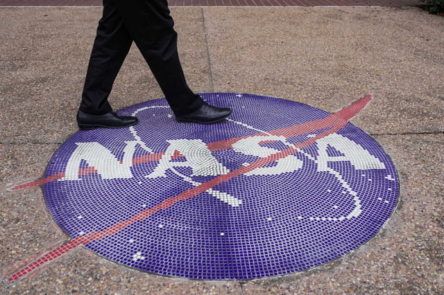 President Donald Trump&#39;s budget request would slash NASA funding by 25% and result in the end of Houston-area programs at the Johnson Space Center.