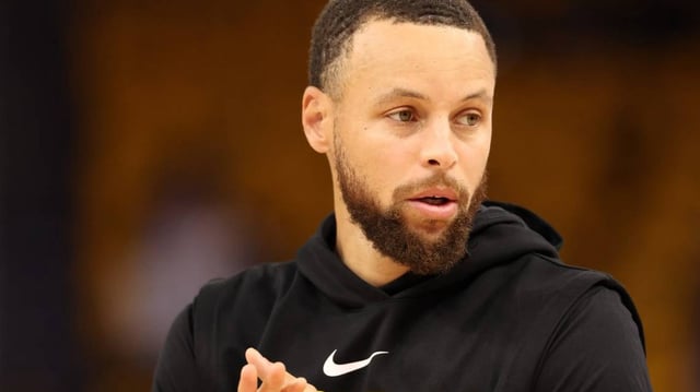 Apr 28, 2025; San Francisco, California, USA; Golden State Warriors guard Stephen Curry (30) warms up before game four of the 2025 NBA Playoffs first round against the Houston Rockets at Chase Center. Mandatory Credit: Kelley L Cox-Imagn Images