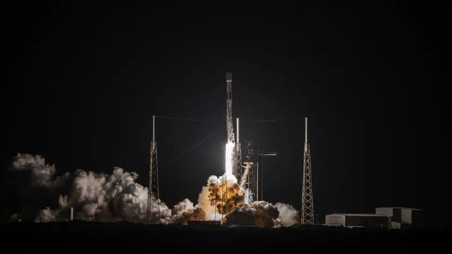 SpaceX’s Falcon 9 lifts off with 28 Starlink satellites, expanding its broadband satellite
