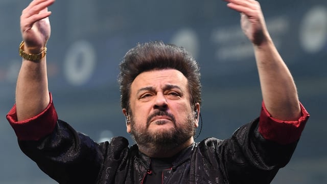 Adnan Sami shared his recent conversation with a few Pakistanis.