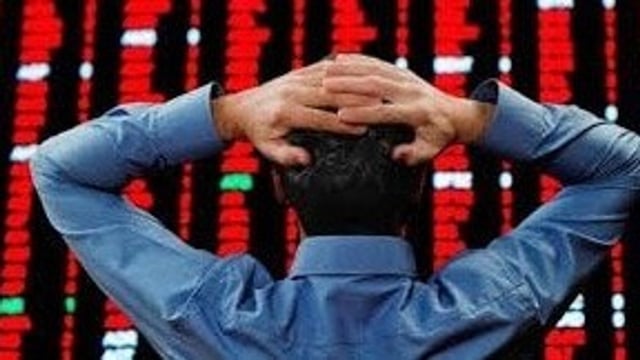 रुला रहा है ये रेलवे स्टॉक! आज भी 5% टूटा भाव, साल 2025 में 37 प्रतिशत गिर चुका है - कहीं आपके पास तो नहीं?
