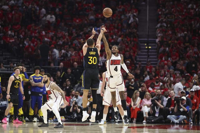 May 4, 2025; Houston, Texas, USA; Golden State Warriors guard Stephen Curry (30) shoots the ball over Houston Rockets guard Jalen Green (4) during the fourth quarter of game seven of the first round for the 2025 NBA Playoffs at Toyota Center. Mandatory Credit: Troy Taormina-Imagn Images