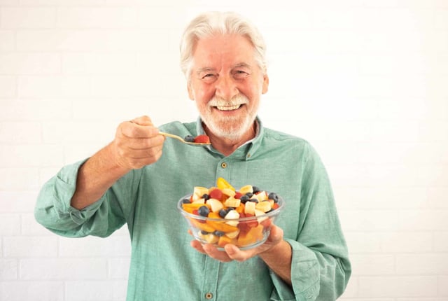 Incorporating more flavonoid-rich foods in your diet can help you age healthily. (Lucigerma/Shutterstock)