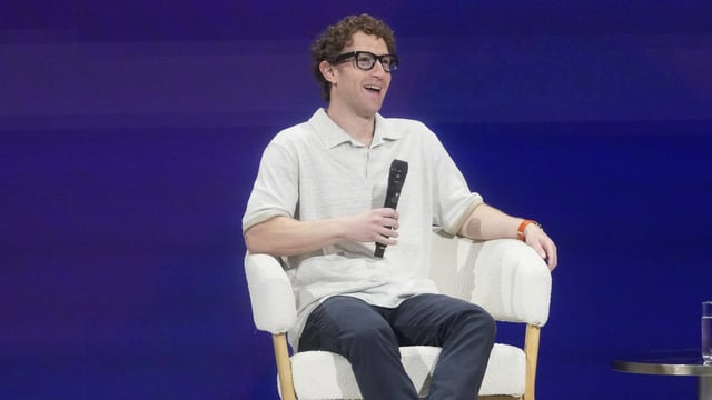 While Zuckerberg’s comment may have sounded lighthearted, it underscored the ongoing tension between Apple and other tech companies over platform control. 