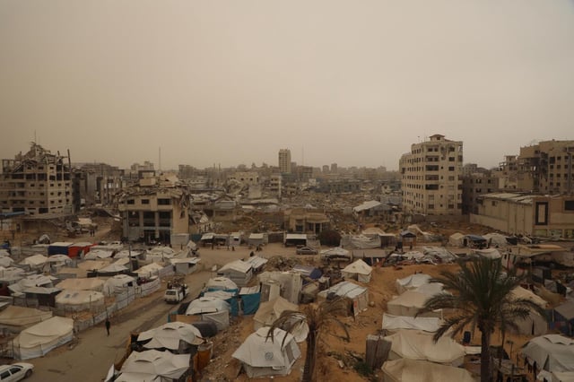 Tiendas de campaña de palestinos desplazados en Gaza.