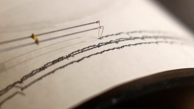 A minor earthquake was reported in parts of Knoxville and Farragut early Saturday morning. 