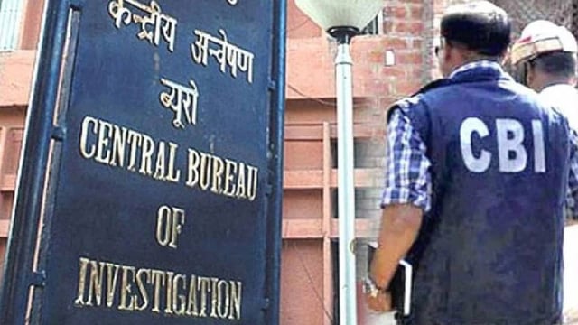 CBI arrests Hyderabad income tax commissioner, 4 others in Rs 70 lakh bribe case