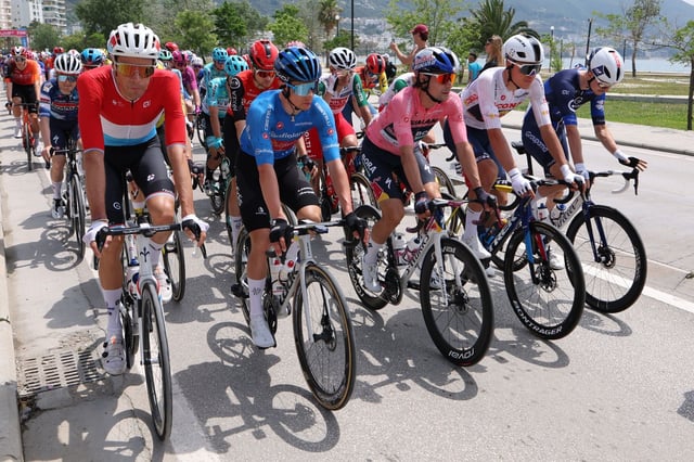 Roglic es líder del Giro de Italia.