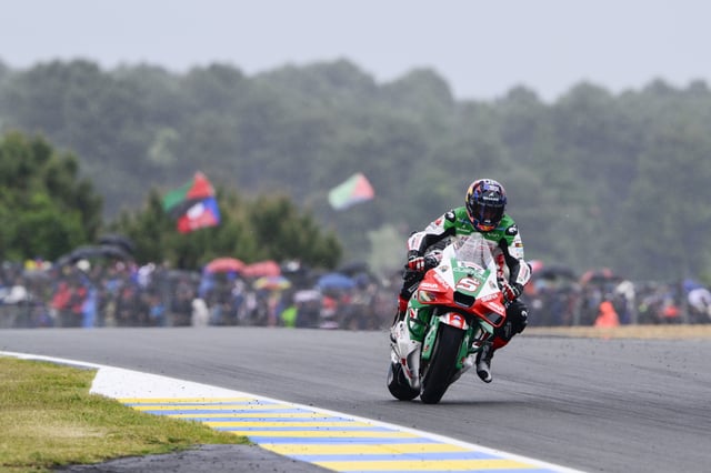 Johann Zarco s’impose à domicile. Une première depuis 71 ans.