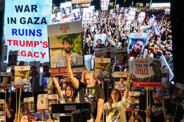 Miles de personas secundan en Tel Aviv una protesta para pedir la liberación de los rehenes en manos de Hamás