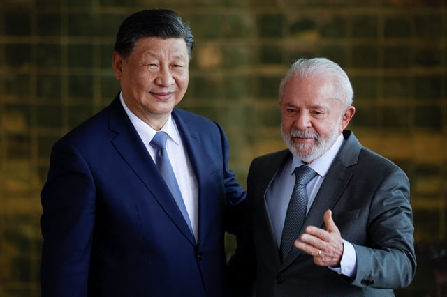 China's President Xi Jinping and Brazil's President Luiz Inacio Lula da Silva meet in Brasilia, Brazil November 20, 2024. REUTERS/Adriano Machado/File photo