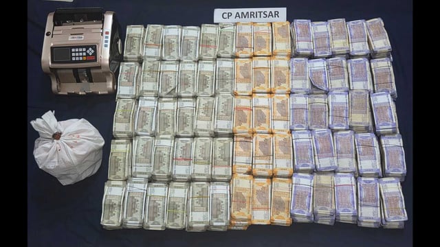 The police have seized 1.10kg of heroin and ₹1.06 crore in hawala money, comprising ₹84.02 lakh in cash. (Sourced)