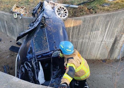 This file photo provided by the Gangneung fire station shows the vehicle involved in the accident that killed 12-year-old Lee Do-hyeon in December 2022. (PHOTO NOT FOR SALE) (Yonhap)