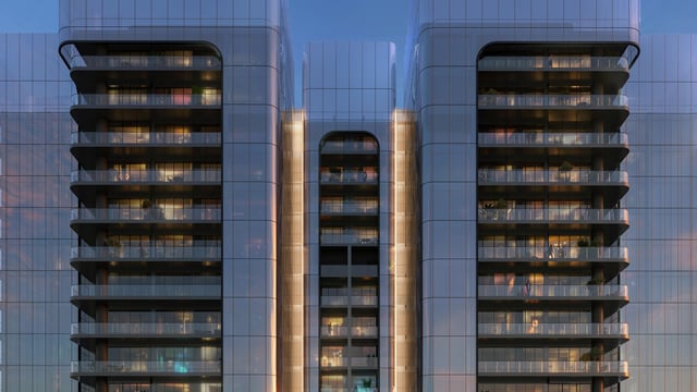 Trump Residences in Gurugram, developed by Smartworld and Tribeca Developers, sold out on launch day, securing ₹3,250 crore in allotments. 