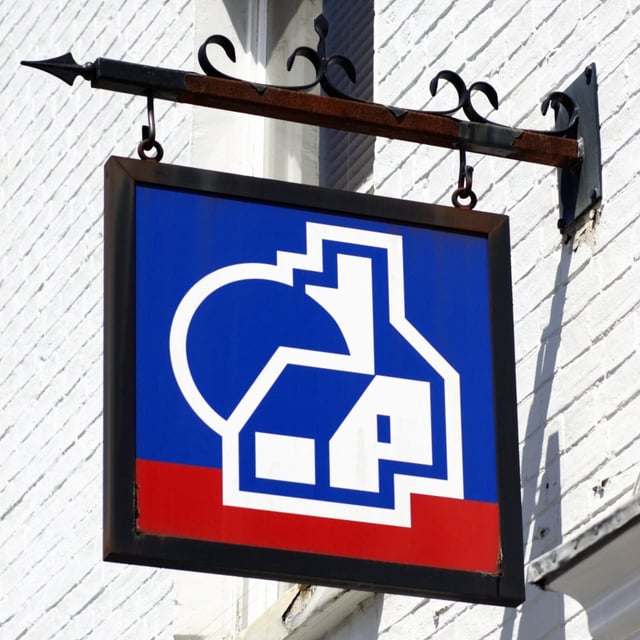 Natrionwide is expected to announce a decision on this year&#39;s fairer share payment on 29 May
(Photo: whitemay/Getty)
