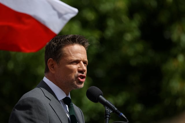 Civic Coalition presidential candidate, Warsaw Mayor Rafal Trzaskowski speaks during an election rally in Plock, Poland, May 11, 2025. REUTERS/Kacper Pempel/File Photo