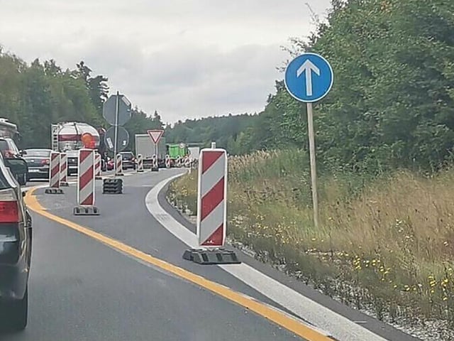 A73, Autobahn, Anschlussstelle, Sperrung, Baustelle, Landstraße, Stau