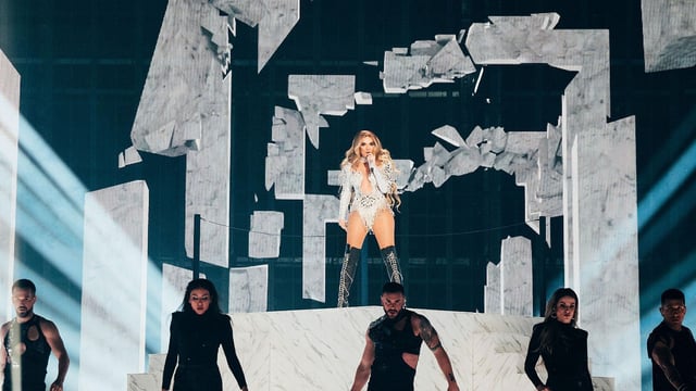 Melody durante el ensayo general de su actuación de Eurovisión en Basilea.