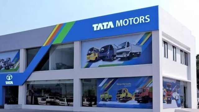 Tata Motors shares: Down 41% from 52-week high, can the auto stock recover after Q4 earnings?