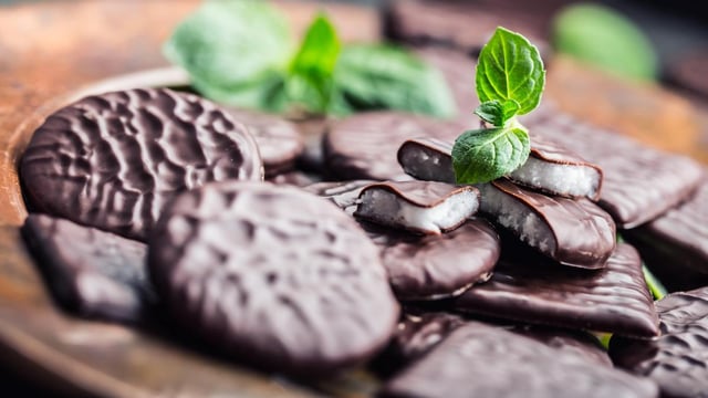 Scientists are exploring whether rethinking comfort foods such as biscuits could offer a new way to tackle overeating and support weight loss