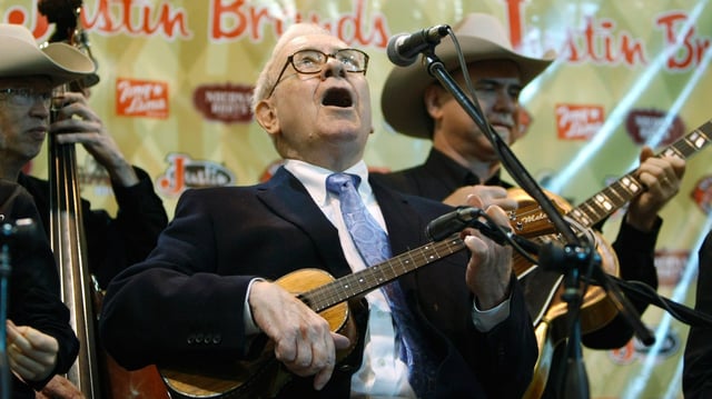 Berkshire Hathaway chairman Warren Buffett said he “didn’t start getting really old until he was about 90”