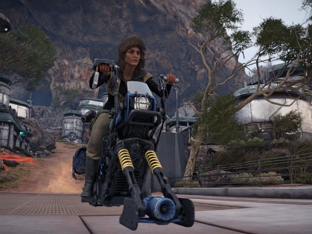 Kay on her speeder