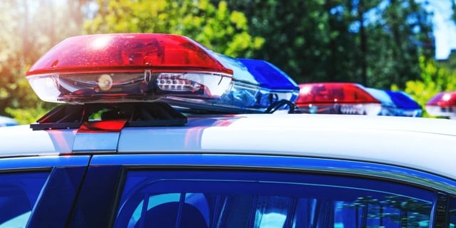 LJL-L-police-lights.jpg