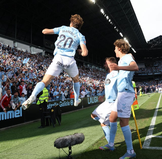Marcos Alonso celebra
su gol de penalti.
| Alba Villar