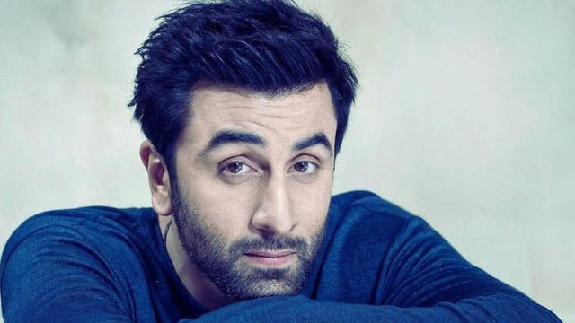 Ranbir Kapoor Does NOT Take Celebrity Privileges, Reveals Rajeev Masand: He Stands In Queues Alone Without His Team