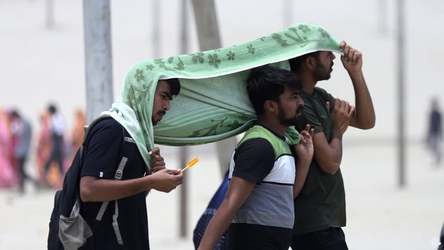 Delhi weather: Soaring temperatures in national capital