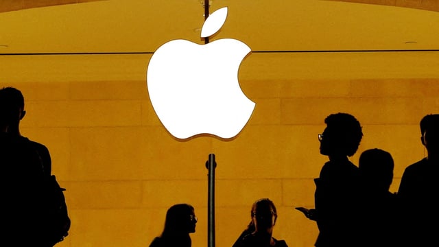 Apple is building a new Siri version for advanced ChatGPT-like capabilities. 