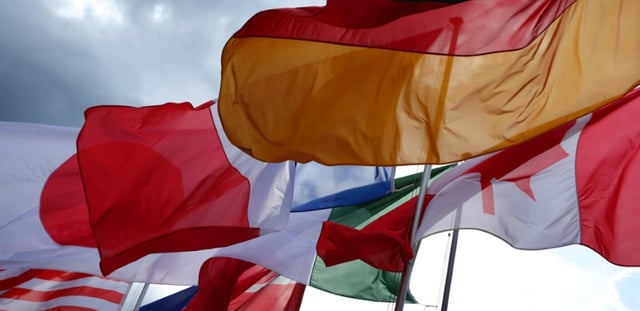 Les drapeaux des membres du G7