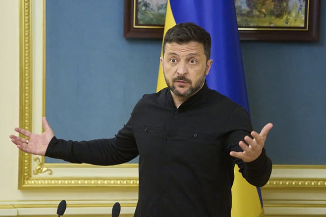 Ukrainian President Volodymyr Zelenskyy speaks during a briefing in Kyiv, Ukraine, Monday, May 19, 2025. (AP Photo/Efrem Lukatsky)