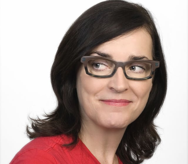  Nora Young is a CBC tech journalist and broadcaster.