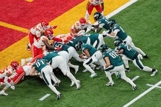 Philadelphia Eagles quarterback Jalen Hurts scores touchdown on a tush push during Super Bowl LIX between the Philadelphia Eagles and the Kansas City Chiefs on February 9, 2025 at the Superdome in New Orleans, LA.