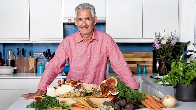 Tim Spector, co-founder of Zoe and professor of genetic epidemiology at King’s College London, said the claim was “factually accurate and irrefutable”