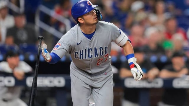 May 20, 2025; Miami, Florida, USA; Chicago Cubs right fielder Seiya Suzuki (27) hits a two-run home run against the Miami Marlins during the sixth inning at loanDepot Park. Mandatory Credit: Sam Navarro-Imagn Images