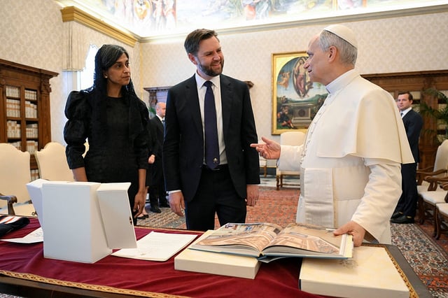 VATICAN CITY, VATICAN - MAY 19: (EDITOR NOTE: STRICTLY EDITORIAL USE ONLY - NO MERCHANDISING). Pope Leo XIV meets with US Vice President JD Vance and his wife Usha Vance, on May 19, 2025 in Vatican City, Vatican. (Photo by Vatican Media/Vatican Pool - Corbis/Getty Images)
