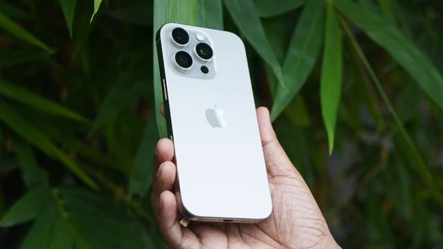 iPhone 16 Pro