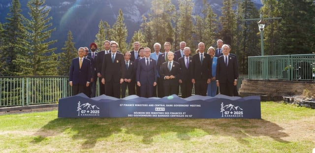 La photo de famille du G7 Finances, à Banff, au Canada, le 21 mai 2025