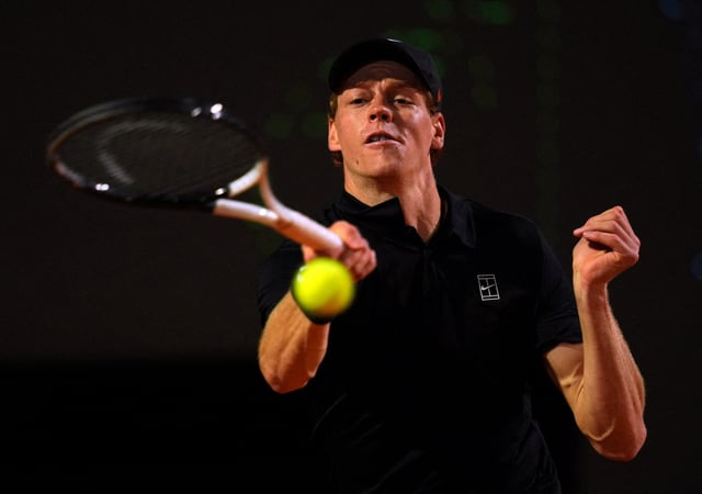 Tennis - Italian Open - Foro Italico, Rome, Italy - May 16, 2025 Italy's Jannik Sinner in action during his semi final match against Tommy Paul of the U.S. REUTERS/Aleksandra Szmigiel/File Photo