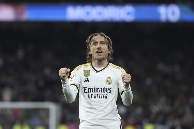 El croata Luka Modric, capitán del Real Madrid, no continuará en el conjunto blanco después del Mundial de Clubes, según anunció este jueves, por lo que, además, este sábado frente a la Real Sociedad (16.15 horas) será su último partido en el Santiago Bernabéu.