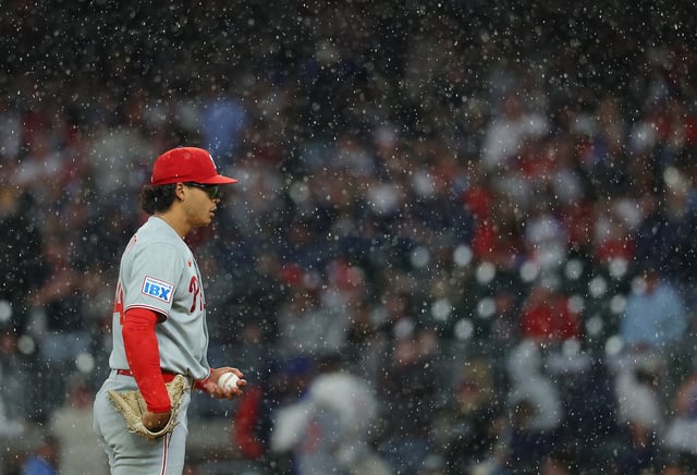 ATLANTA, GEORGIA - APRIL 10: Jesus Luzardo #44 of the Philadelphia Phillies pitches in the sixth inning prior to a weather delay against the Atlanta Braves at Truist Park on April 10, 2025 in Atlanta, Georgia. (Photo by Kevin C. Cox/Getty Images)