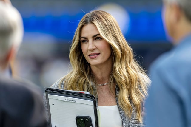 Fox sportscaster Erin Andrews on the field during pregame warmups at SoFi Stadium, Dec. 8, 2024, in Inglewood, Calif. 