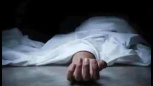 The deceased has been identified as Prashant Chorasia of Uttar Pradesh.