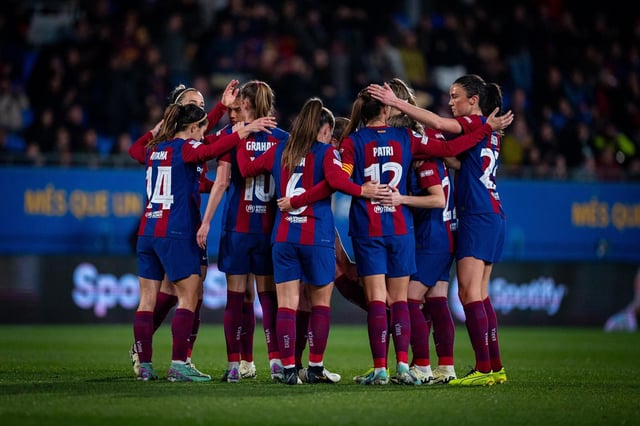 Las jugadoras del Barça celebrando un gol