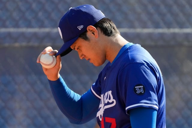 Dodgers star Shohei Ohtani is scheduled to face hitters in a live batting practice session on Saturday. It will be Ohtani’s first time pitching to hitters since his second elbow surgery in September 2023 and a significant advancement in his throwing program. (AP Photo/Ashley Landis)