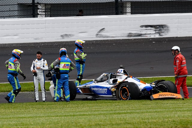 Kyle Larson failed to complete the "Double" for the second consecutive year after crashing out of the Indianapolis 500 on Sunday.