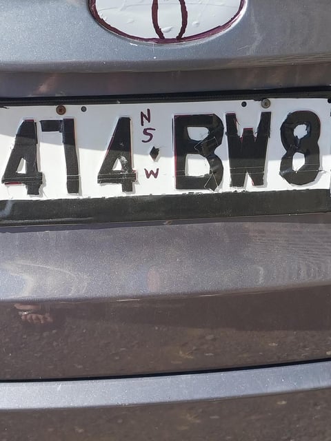 The grey Hyundai ix35 had Queensland registration 414 EW3 but has been modified to appear as 474 BW8. Picture Supplied